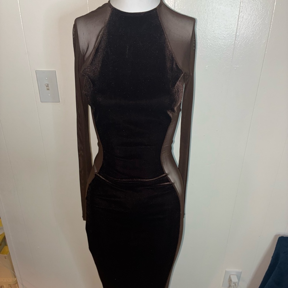 Naked Wardrobe velvet Brown and Long Sleeve Dress